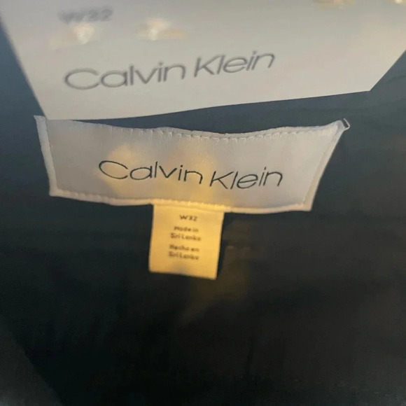 Men’s Calvin Klein Maritime Blue Abstract Bermuda Shorts Sz 32 NEW Soft Stretch - Picture 10 of 12